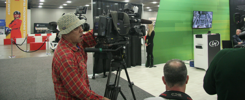 Illustration for article titled People Of The Detroit Auto Show